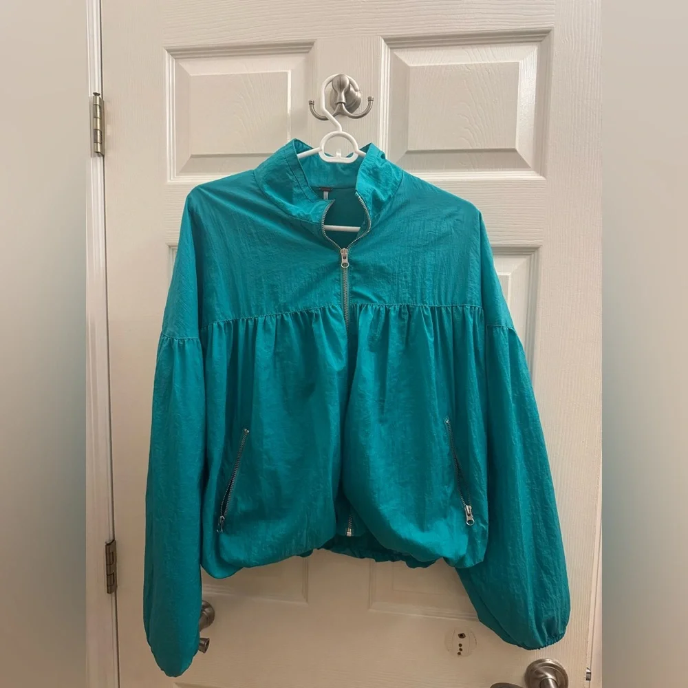 Free People Balloon Bomber Jacket in Turquoise. Size S/P - Picture 2 of 6